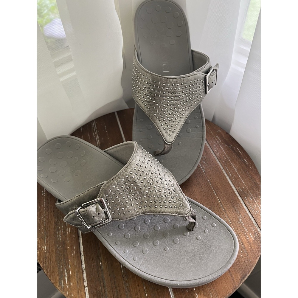 Vionic Capitola Metallic Studded Platform Thong Sandals Orthotic Pewter Womens 9